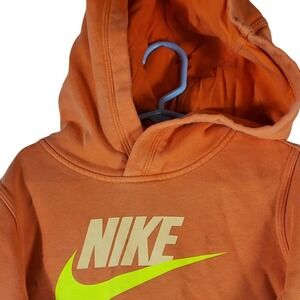 Nike Boys Orange Graphic Logo Pullover Hoodie Sweatshirt Size XS Standard Fit